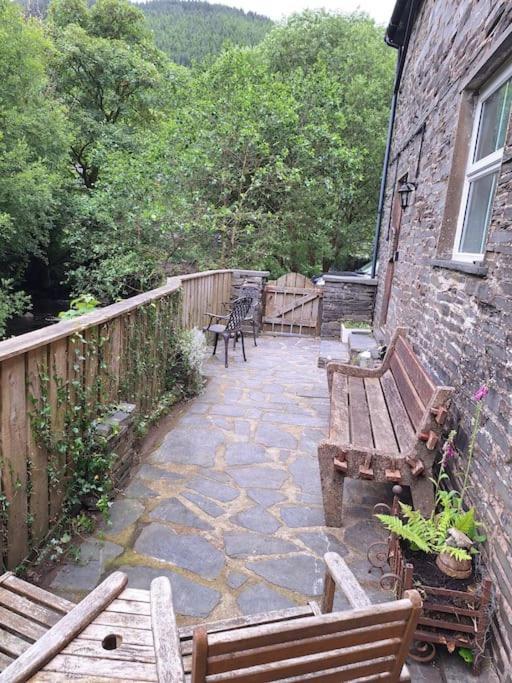 Cosy Riverside Cottage In Beautiful Corris Екстериор снимка